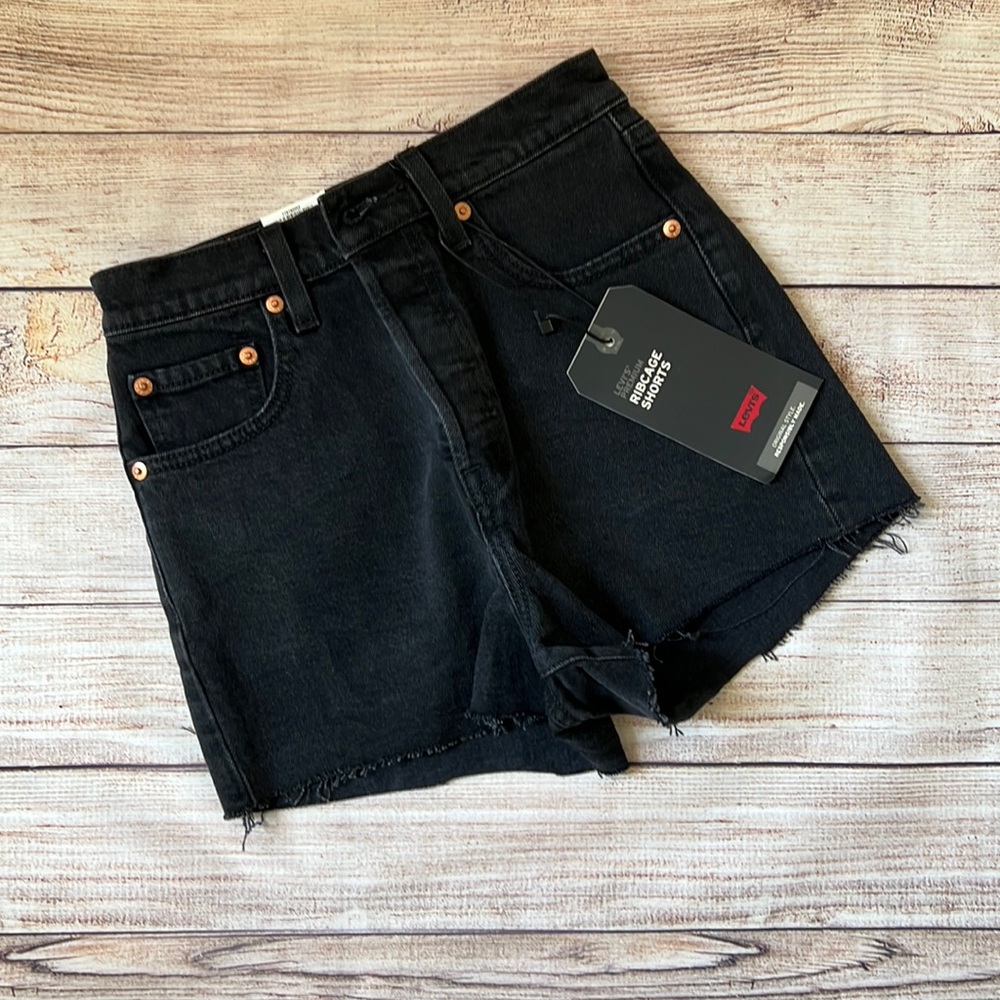 NWT LEVI’S PREMIUM WOMENS RIBCAGE SHORTS BLACK SZ 25